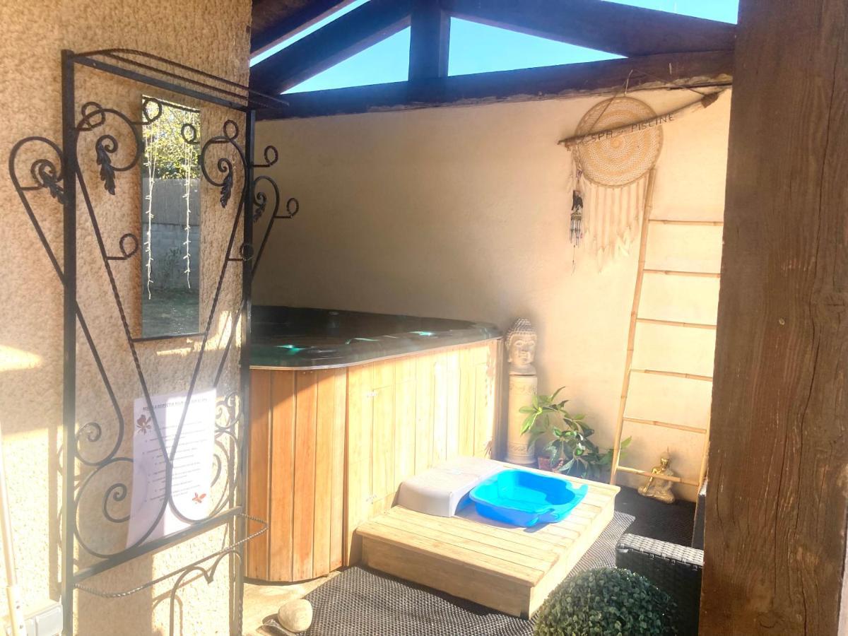 Trèbes Villa 110M2, 7 Pers, Jacuzzi , 3 Chambres, Terrain Clos Et Arbore 2500M2 מראה חיצוני תמונה