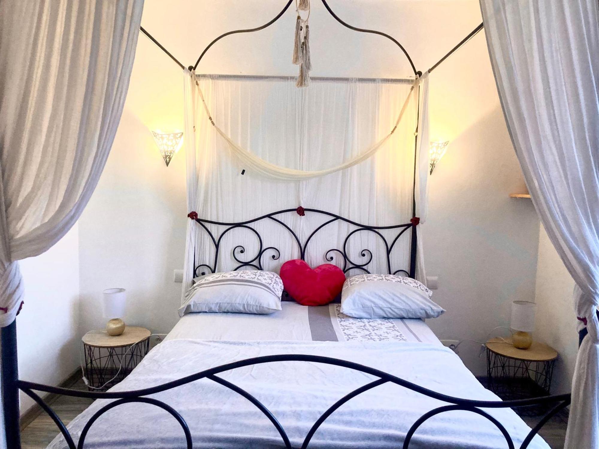 Trèbes Villa 110M2, 7 Pers, Jacuzzi , 3 Chambres, Terrain Clos Et Arbore 2500M2 מראה חיצוני תמונה